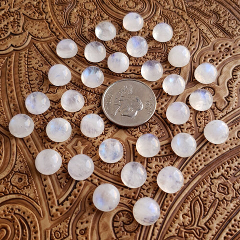 10mm Rainbow Moonstone Round Cab (1 pc)