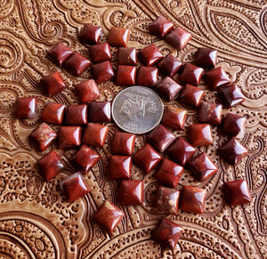 10mm Red Jasper Square Cab (1 pc)